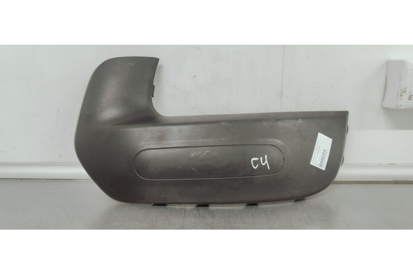 Recambio de molduras delanteras para citroen c4 cactus 1.6 hdi referencia OEM IAM 9801743977  