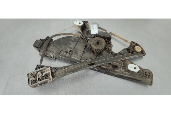 Recambio de elevalunas delantero derecho para peugeot 208 (p2) 1.5 hdi referencia OEM IAM 156173911  
