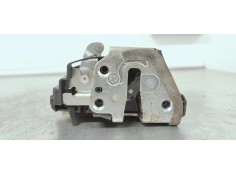 Recambio de cerradura puerta trasera izquierda para toyota rav 4 (a3) 2.2 d referencia OEM IAM A046693  