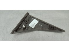 Recambio de molduras traseras para ds 4 1.5 hdi referencia OEM IAM 9830977680  