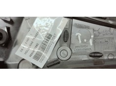 Recambio de molduras traseras para ds 4 1.5 hdi referencia OEM IAM 9830977680  