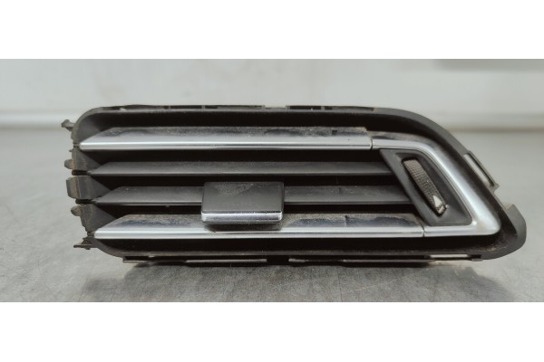 Recambio de rejilla aireadora para peugeot 308 sw 1.6 hdi 120 fap referencia OEM IAM 1303818XZD  