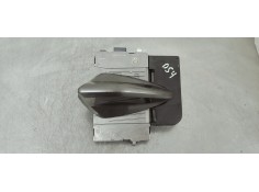 Recambio de antena para ds 4 1.5 hdi referencia OEM IAM 9852156780  