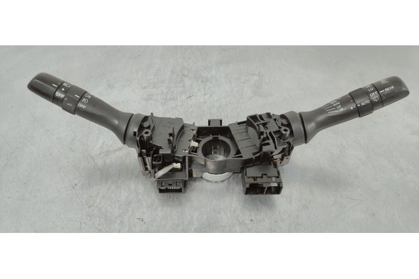 Recambio de mando multifuncion para toyota rav 4 (a3) 2.2 d referencia OEM IAM 4211017F154  