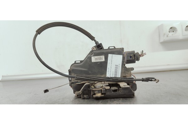 Recambio de cerradura puerta trasera derecha para seat altea (5p1) 1.9 tdi referencia OEM IAM 7L0839016  