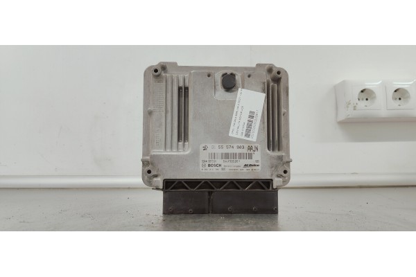 Recambio de centralita motor uce para opel insignia berlina 2.0cdti 130 fap referencia OEM IAM 0281016704  