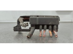 Recambio de caja reles / fusibles para opel insignia berlina 2.0cdti 130 fap referencia OEM IAM 13285113  