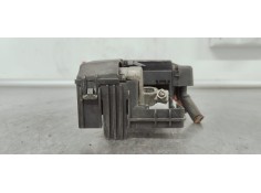 Recambio de caja reles / fusibles para opel insignia berlina 2.0cdti 130 fap referencia OEM IAM 13285113  