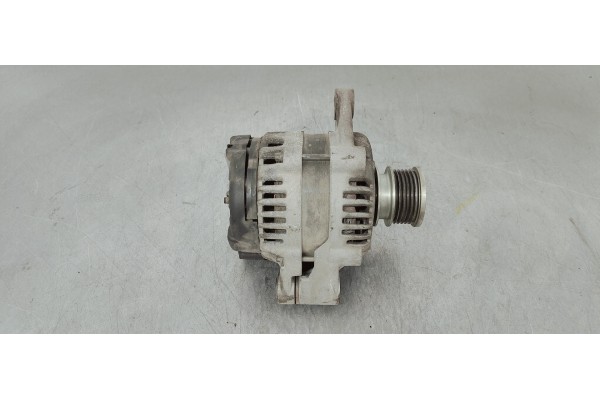 Recambio de alternador para opel insignia berlina 2.0cdti 130 fap referencia OEM IAM 13502583  