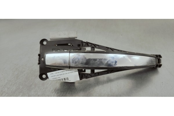 Recambio de maneta exterior delantera derecha para opel insignia berlina 2.0cdti 130 fap referencia OEM IAM 14096401RH  