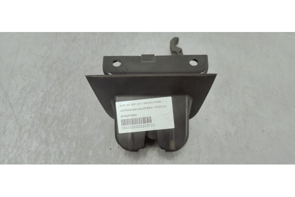 Recambio de cerradura maletero / porton para audi a3 (8p) a3 ii hayon fase 1 referencia OEM IAM 8P3827520A  