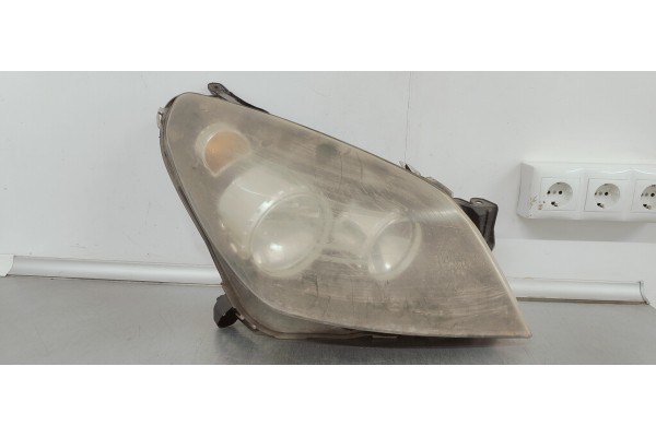 Recambio de faro derecho para opel astra h ber. 1.6 i referencia OEM IAM 24451033  