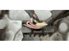 Recambio de volante para opel insignia berlina 2.0cdti 130 fap referencia OEM IAM 13316547  