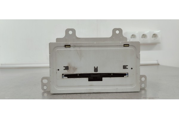 Recambio de sistema audio / radio cd para opel insignia berlina 2.0cdti 130 fap referencia OEM IAM 13328735  