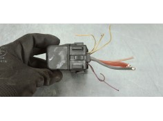 Recambio de caja reles / fusibles para renault clio iv 1.5 dci referencia OEM IAM   