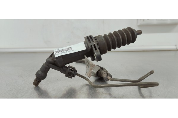 Recambio de bombin embrague para bmw serie 3 berlina (e90) referencia OEM IAM 6785964  