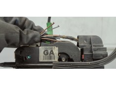 Recambio de cerradura puerta trasera izquierda para opel insignia berlina 2.0cdti 130 fap referencia OEM IAM 13503807  