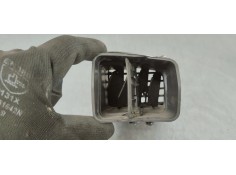 Recambio de rejilla aireadora para opel insignia berlina 2.0cdti 130 fap referencia OEM IAM 13321919  
