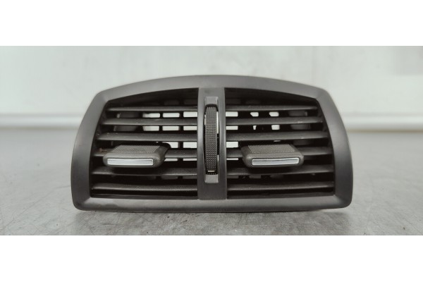 Recambio de rejilla aireadora para opel insignia berlina 2.0cdti 130 fap referencia OEM IAM 13274338  