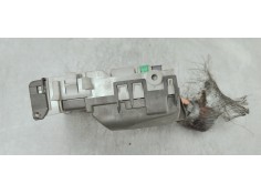Recambio de caja reles / fusibles para opel insignia berlina 2.0cdti 130 fap referencia OEM IAM 13222786  