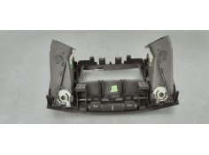 Recambio de rejilla aireadora para opel insignia berlina 2.0cdti 130 fap referencia OEM IAM 13274794  
