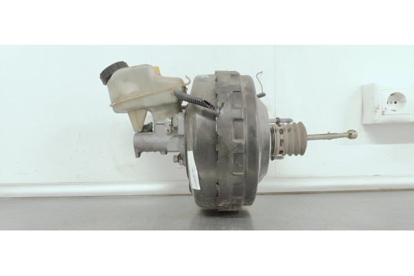 Recambio de servofreno para opel insignia berlina 2.0cdti 130 fap referencia OEM IAM 13228183  