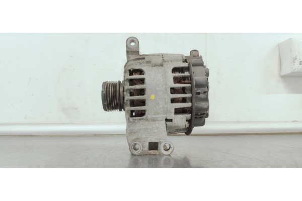 Recambio de alternador para mercedes-benz clase a (w169) 2.0i 136 [200] referencia OEM IAM A2661540902  