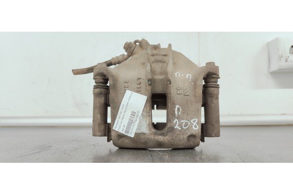 Recambio de pinza de freno delantera derecha para peugeot 208 (p2) 1.5 hdi referencia OEM IAM L94125  