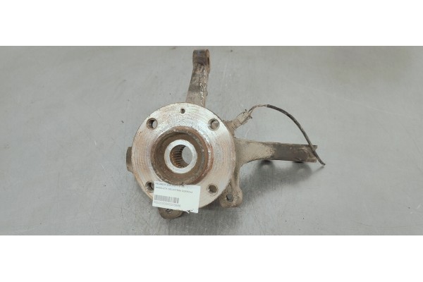 Recambio de mangueta delantera derecha para peugeot 208 (p2) 1.5 hdi referencia OEM IAM   