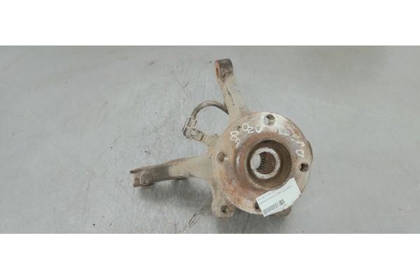 Recambio de mangueta delantera izquierda para peugeot 208 (p2) 1.5 hdi referencia OEM IAM   
