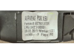 Recambio de rejilla aireadora para renault clio iv 1.5 dci referencia OEM IAM 687601310R  