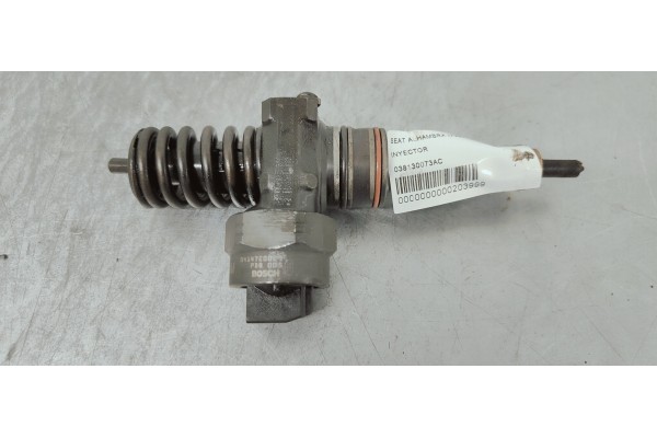 Recambio de inyector para seat alhambra (7v9) reference referencia OEM IAM 038130073AC  