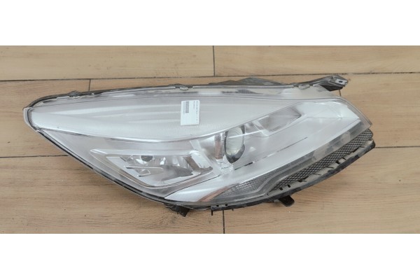 Recambio de faro derecho para ford kuga (cbs) titanium referencia OEM IAM   