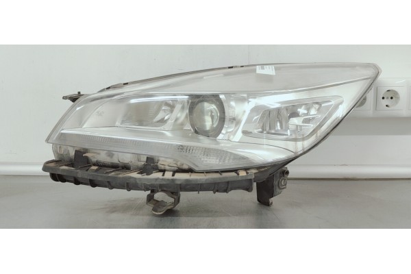 Recambio de faro izquierdo para ford kuga (cbs) titanium referencia OEM IAM CV4413D155BH  