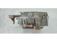 Recambio de caja reles / fusibles para peugeot 208 1.6 hdi 100 fap referencia OEM IAM 9812661980  
