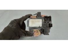 Recambio de caja reles / fusibles para peugeot 208 1.6 hdi 100 fap referencia OEM IAM 9812661980  