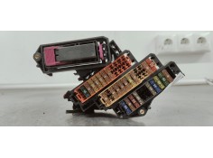 CAJA RELES / FUSIBLES 8K0941824 