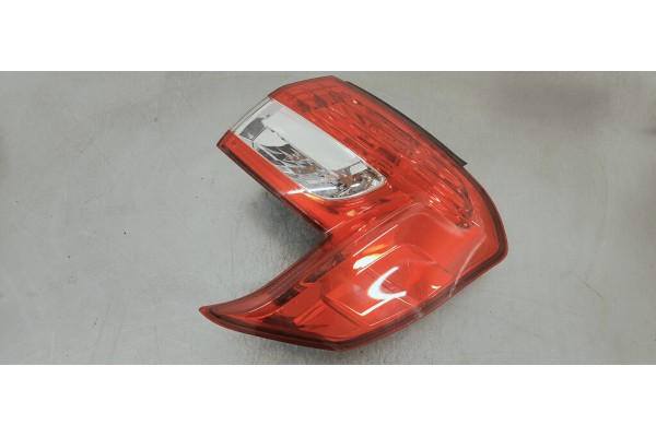Recambio de piloto trasero derecho para citroen c4 aircross 1.6 hdi 115 fap referencia OEM IAM 22037165  