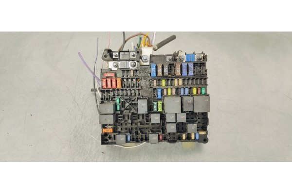 Recambio de caja reles / fusibles para ds 4 1.5 hdi referencia OEM IAM 9844706580  