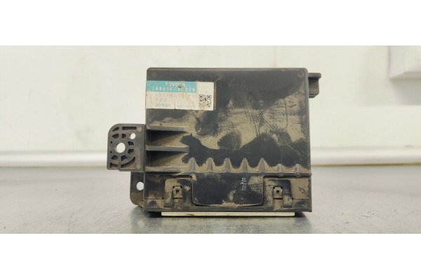Recambio de modulo electronico para toyota rav 4 (a3) 2.2 d referencia OEM IAM 8865042230  