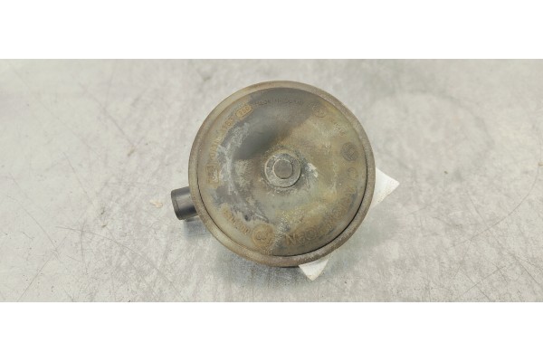 Recambio de claxon para mercedes-benz vito (w639) basic, combi 2.2 cdi referencia OEM IAM E9001163  