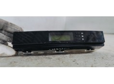 Recambio de pantalla multifuncion para kia sorento 2.5 crdi ex referencia OEM IAM 945003E500  