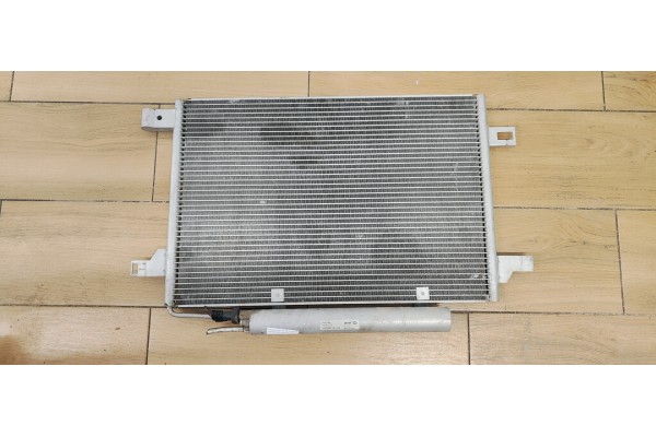Recambio de condensador / radiador aire acondicionado para mercedes-benz clase a (w169) referencia OEM IAM   