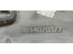 Recambio de aletin trasero derecho para peugeot 5008 1.6 i turbo 180 fap referencia OEM IAM 9814070377  