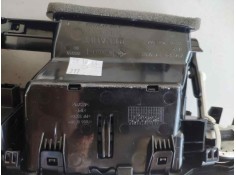 Recambio de rejilla aireadora para renault scenic iii 1.5 dci diesel fap referencia OEM IAM 68260003IR  