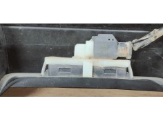 Recambio de molduras traseras para peugeot 208 (p2) 1.5 hdi referencia OEM IAM 9826944480  