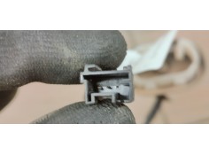 Recambio de molduras traseras para peugeot 208 (p2) 1.5 hdi referencia OEM IAM 9826944480  
