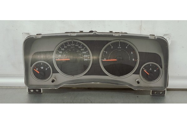 Recambio de cuadro instrumentos para jeep compass 2.0 crd referencia OEM IAM 05107018AE  