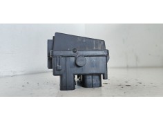 Recambio de caja reles / fusibles para opel corsa d catch me now referencia OEM IAM 13217392  