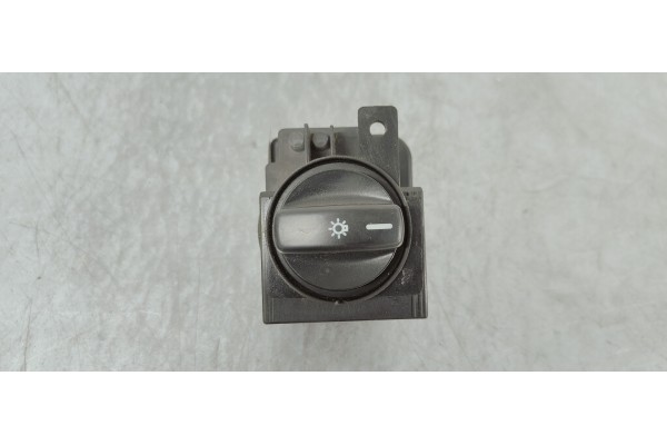 Recambio de mando luces para mercedes-benz clase a (w169) 2.0cdi 80 [160] fap referencia OEM IAM 1695452804  
